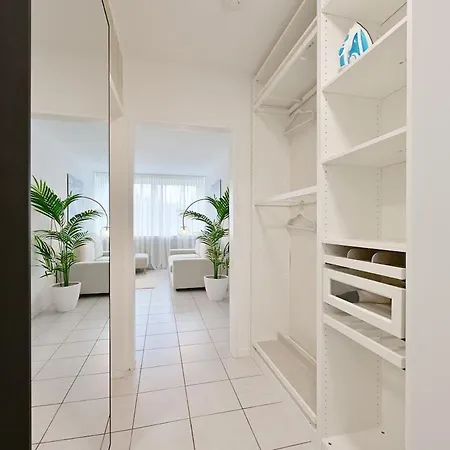 Lovely Spacious 3 In Center Sleeps 6 * Wuppertal