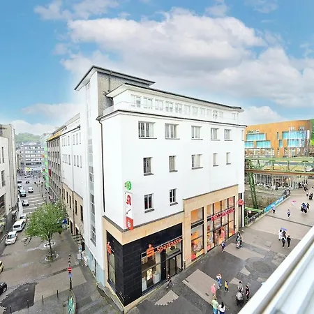 Lovely Spacious 3 In Center Sleeps 6 Apartment Wuppertal