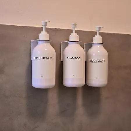 Lovely Spacious 3 In Center Sleeps 6 Apartment *