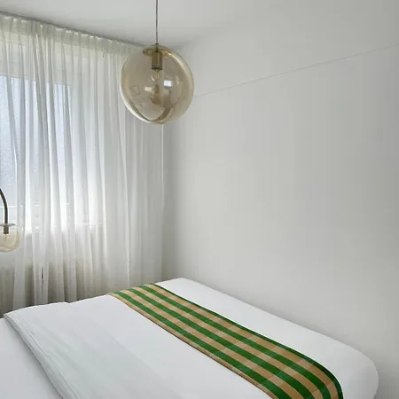 Apartment Lovely Spacious 3 In Center Sleeps 6 Wuppertal