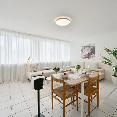Lovely Spacious 3 In Center Sleeps 6 Wuppertal