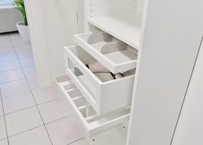 Appartement Lovely Spacious 3 In Center Sleeps 6 *